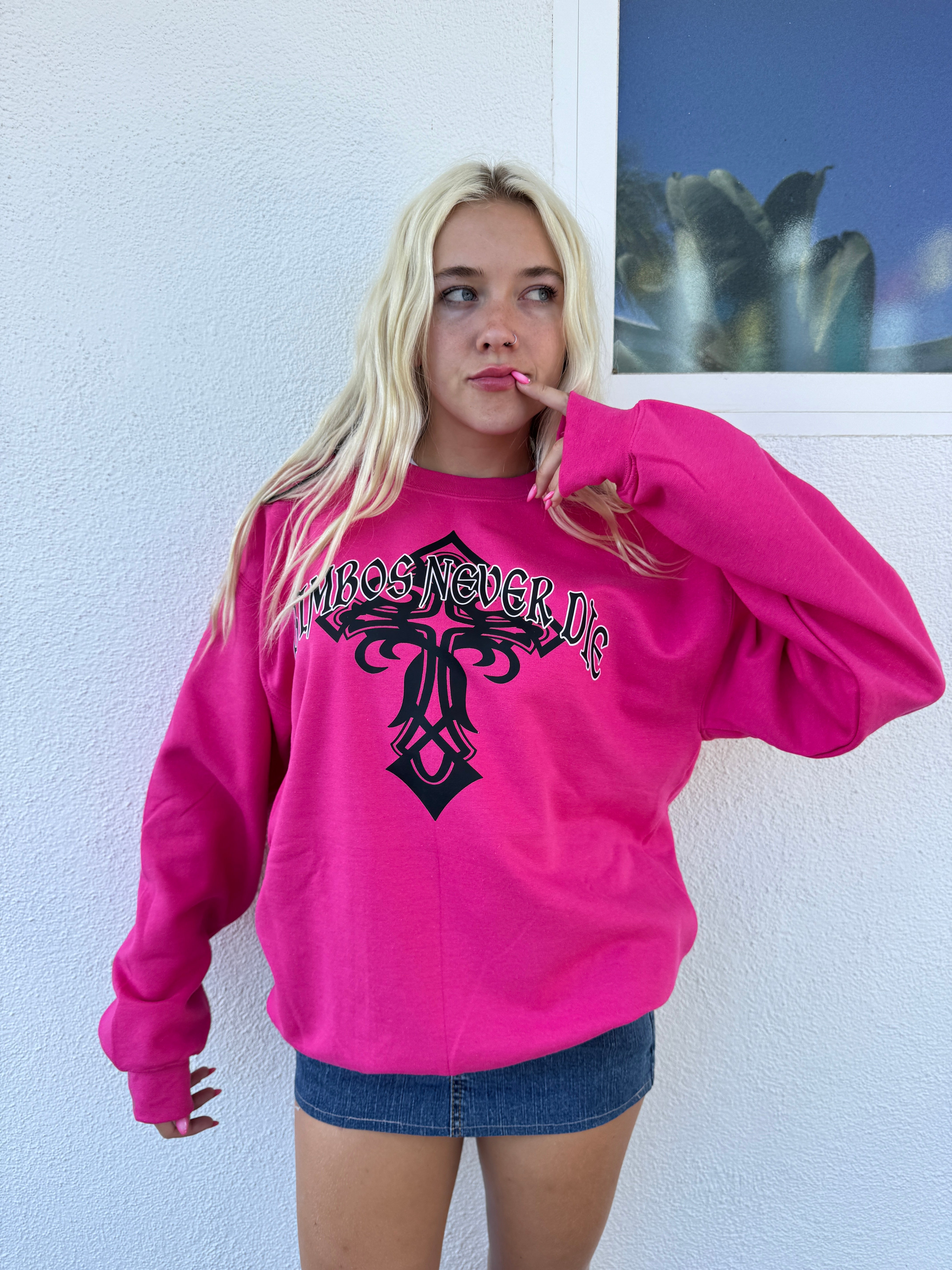 BIMBOS NEVER DIE Crewneck