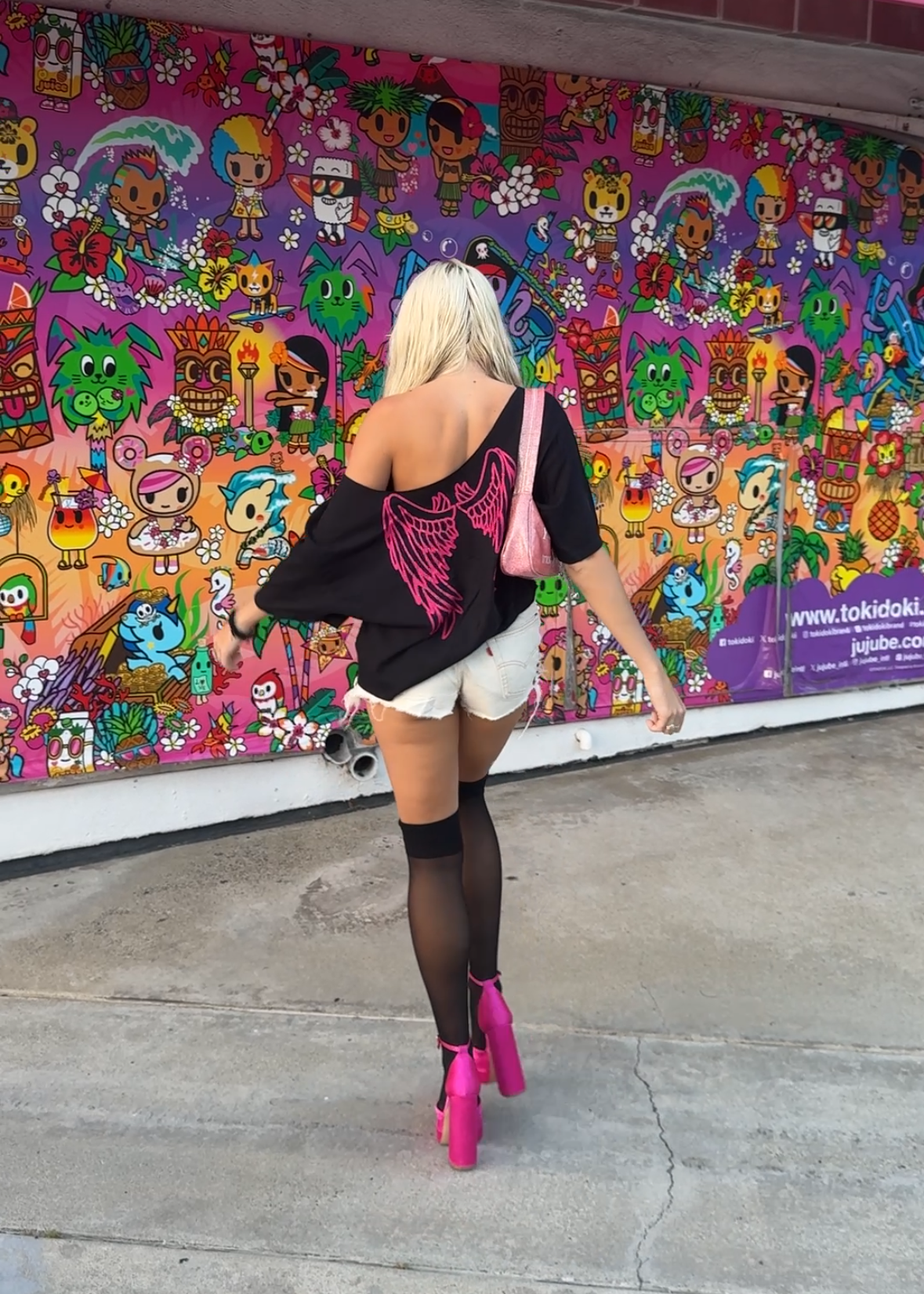 Y2K wings chopped tee