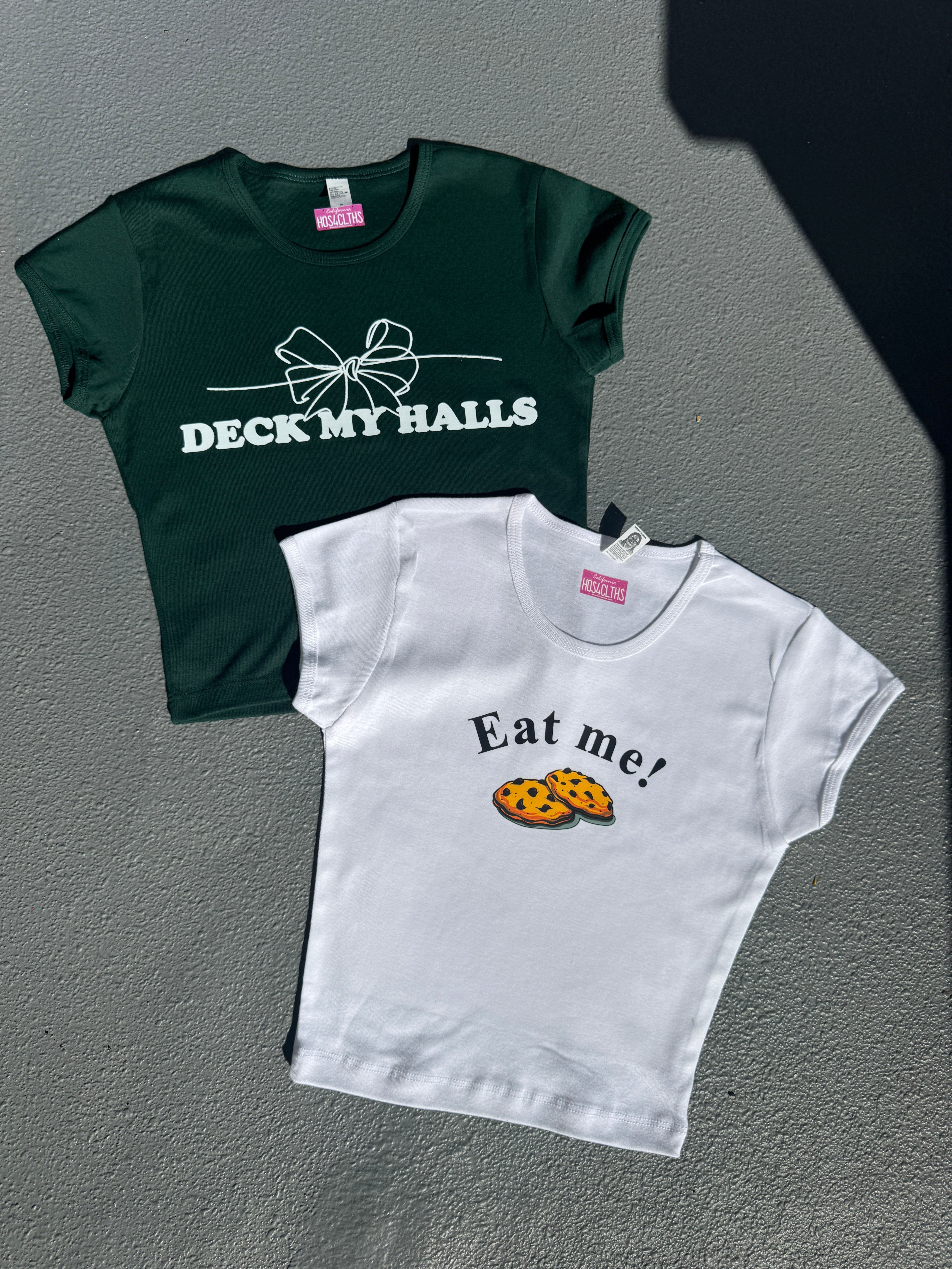 DECK MY HALLS Crop Tee